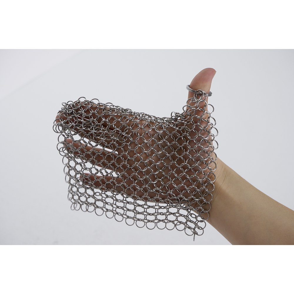 Stainless steel chain armor cast iron cleaner scrubber